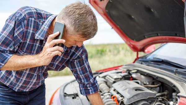 Почему машина дёргается при плавном старте 
